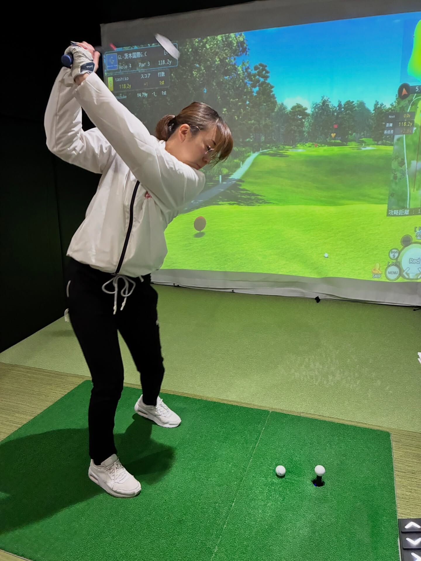 室内でもしっかり“実戦モード”⛳️